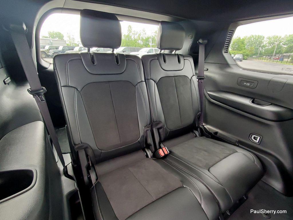 new 2025 Jeep Grand Cherokee L car, priced at $45,043