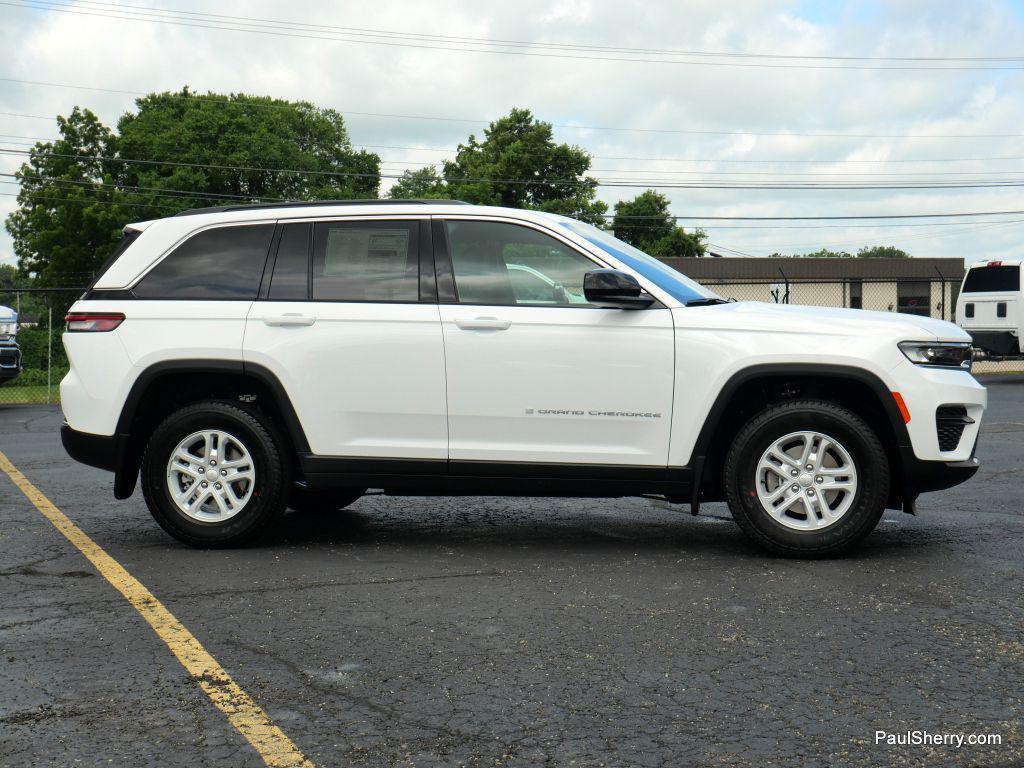 new 2025 Jeep Grand Cherokee car, priced at $33,626