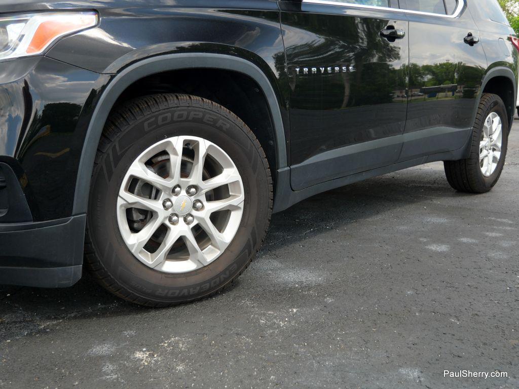 used 2020 Chevrolet Traverse car, priced at $19,498