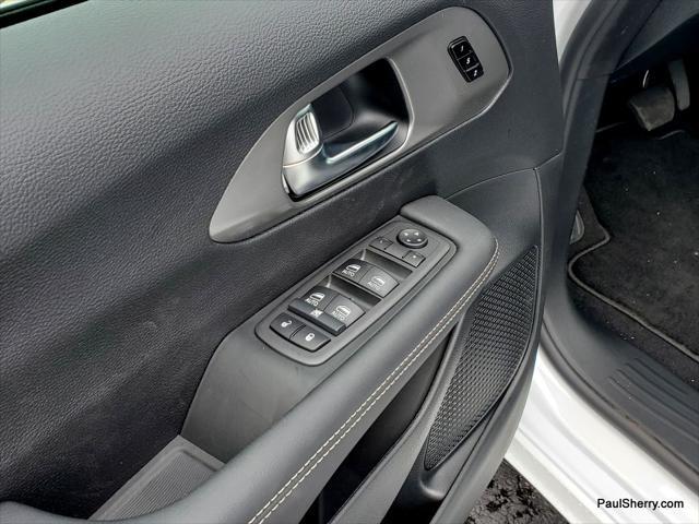 new 2025 Chrysler Pacifica car, priced at $45,495