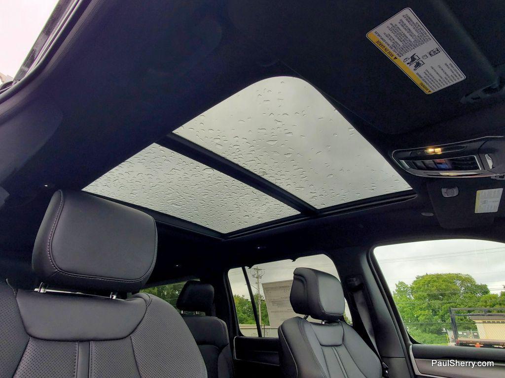 new 2025 Jeep Wagoneer L car, priced at $74,603