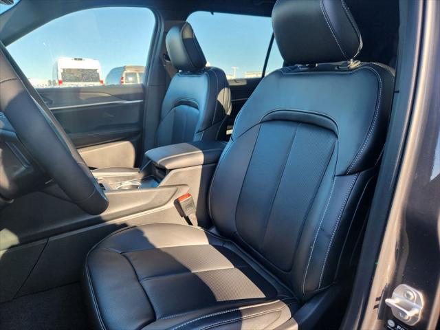 new 2025 Jeep Grand Cherokee L car, priced at $52,995