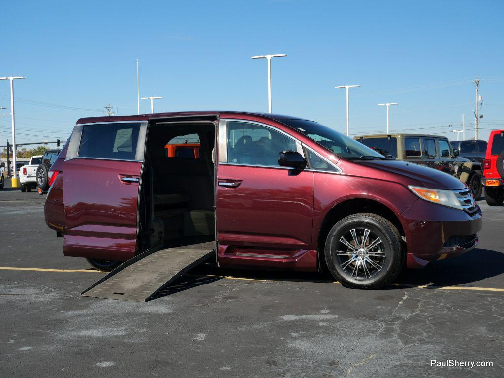 used 2011 Honda Odyssey car, priced at $29,995