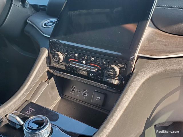 new 2025 Jeep Grand Cherokee car, priced at $50,195