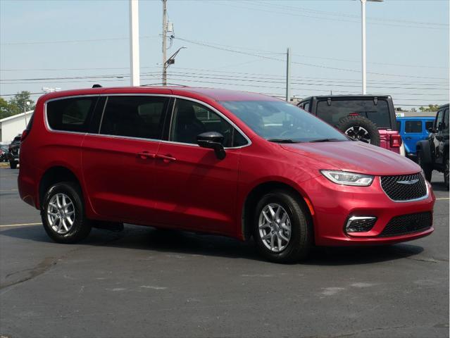 new 2024 Chrysler Pacifica car, priced at $64,995