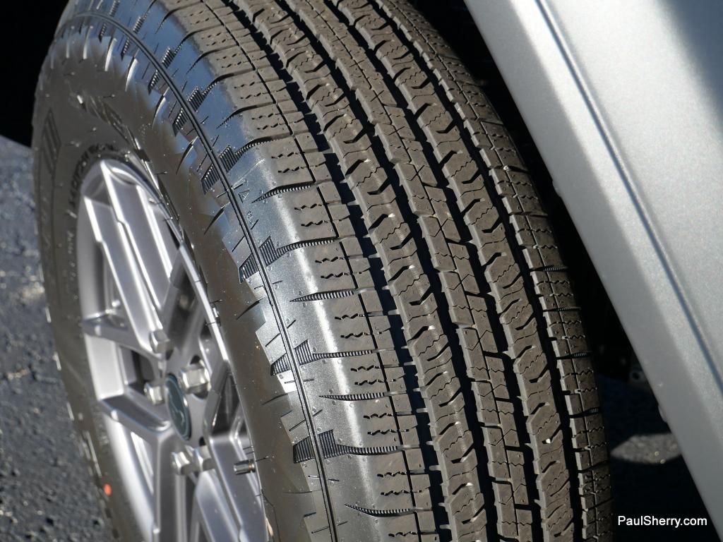 new 2026 Jeep Wrangler car, priced at $43,001