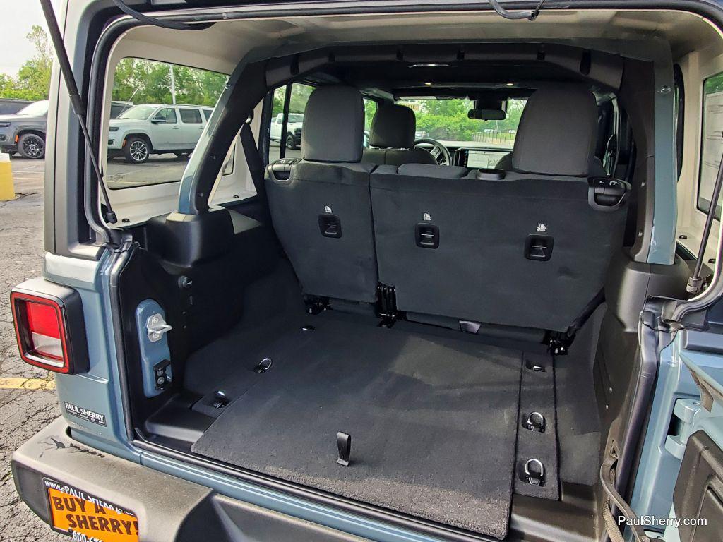 new 2025 Jeep Wrangler car, priced at $45,996
