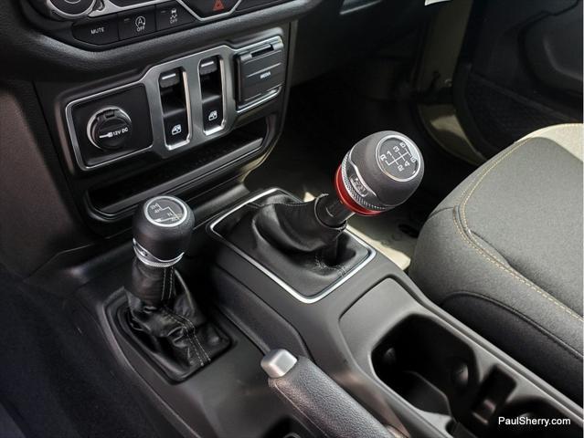 new 2025 Jeep Wrangler car, priced at $32,731