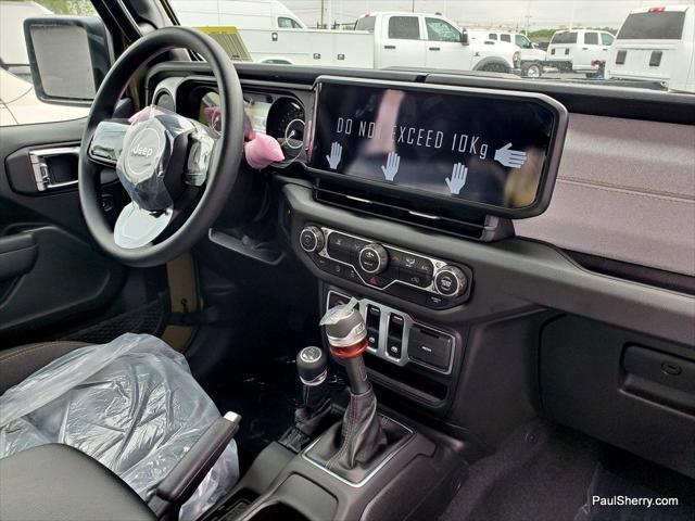 new 2025 Jeep Wrangler car, priced at $32,731