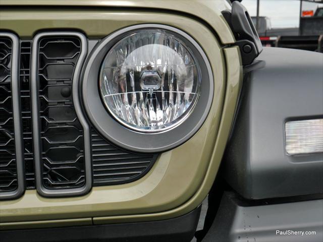 new 2025 Jeep Wrangler car, priced at $32,731