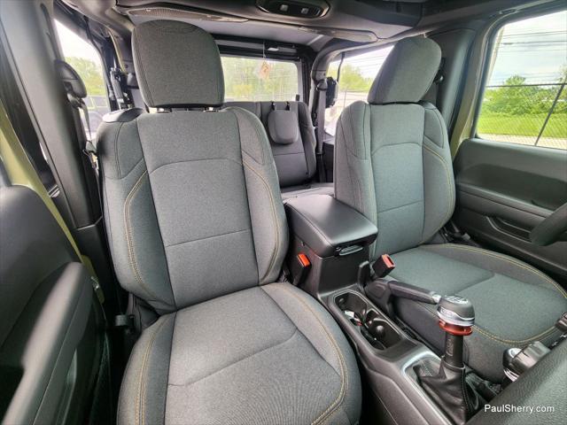 new 2025 Jeep Wrangler car, priced at $32,731