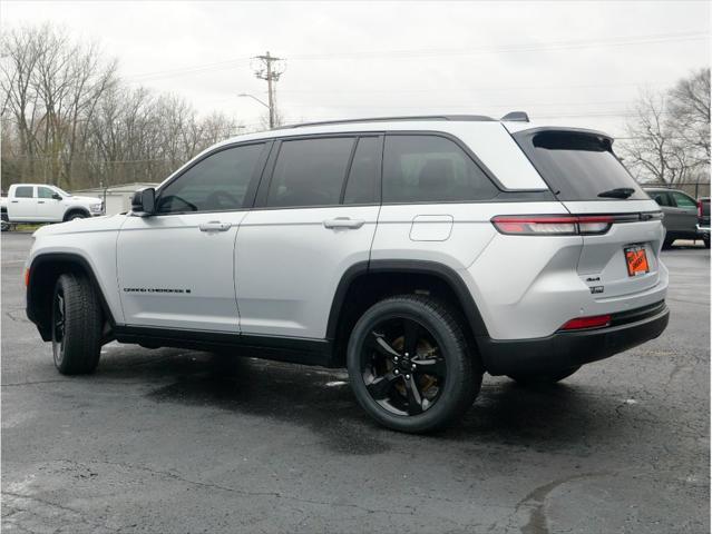 used 2022 Jeep Grand Cherokee car, priced at $33,227