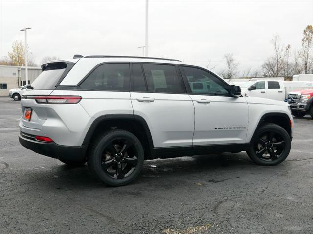 used 2022 Jeep Grand Cherokee car, priced at $33,227