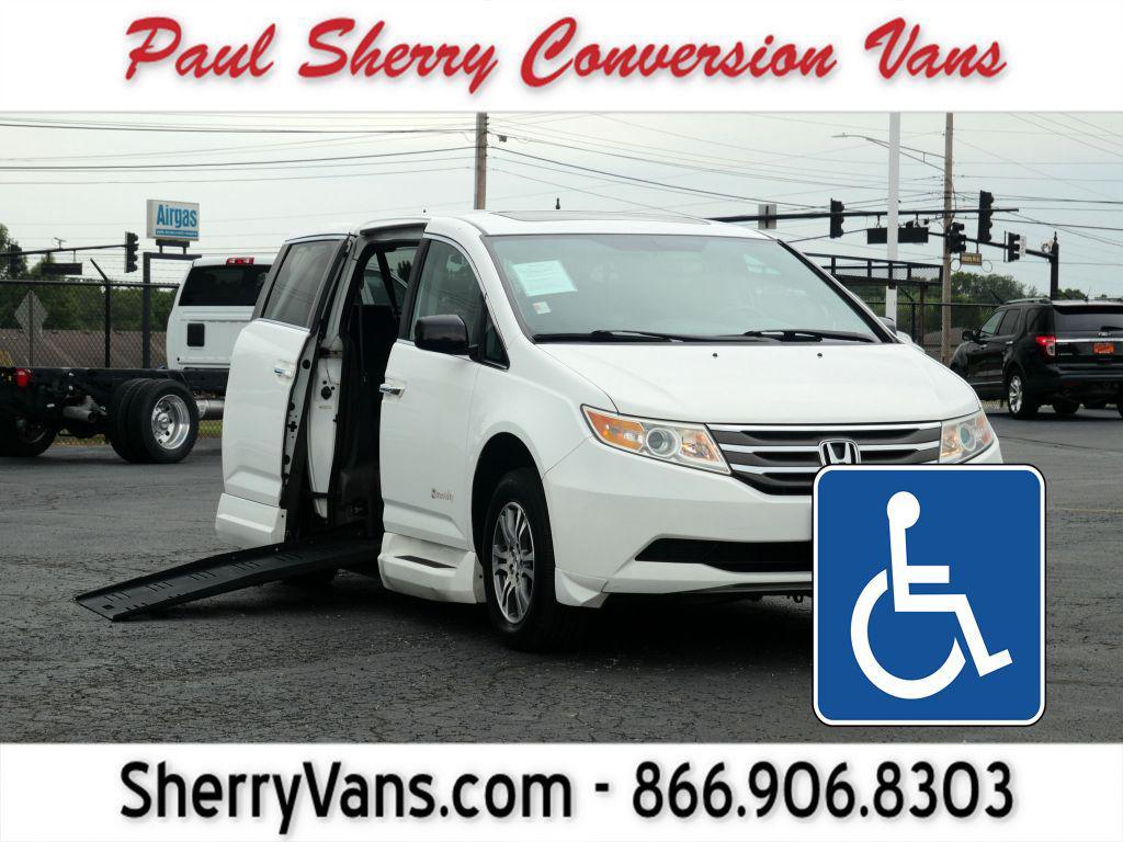 used 2013 Honda Odyssey car, priced at $39,995
