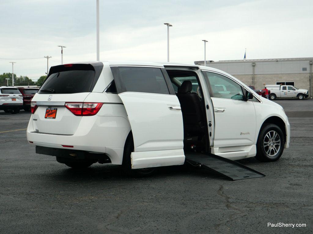 used 2013 Honda Odyssey car, priced at $39,995