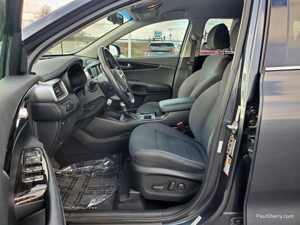 used 2019 Kia Sorento car, priced at $17,997