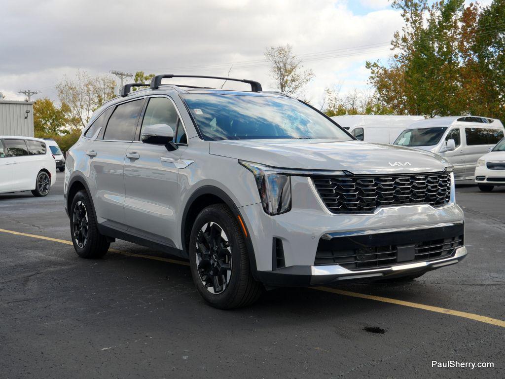 used 2024 Kia Sorento car, priced at $29,509