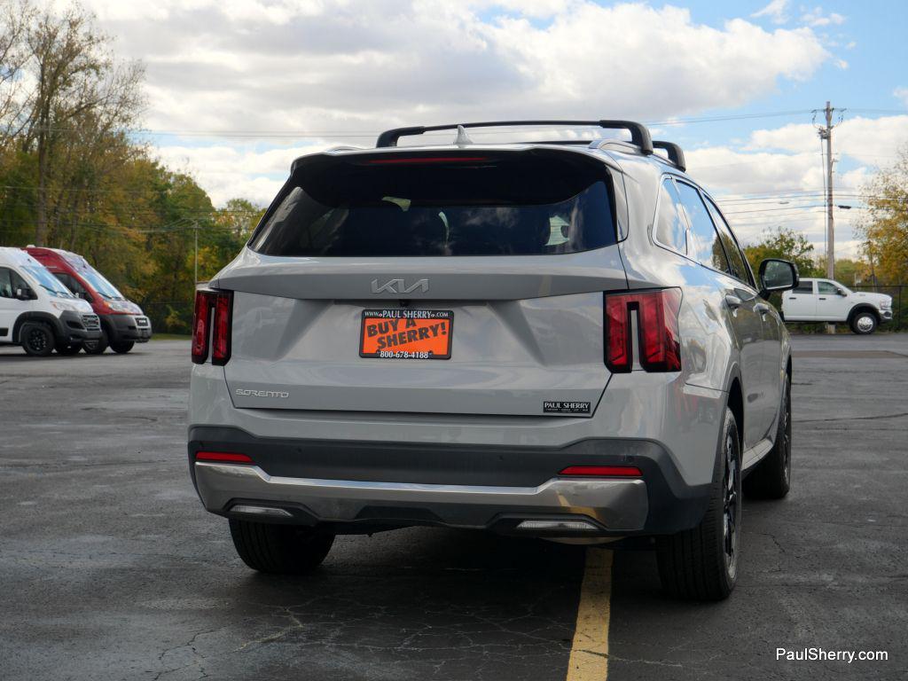 used 2024 Kia Sorento car, priced at $29,509