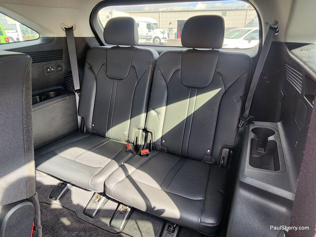 used 2024 Kia Sorento car, priced at $29,509