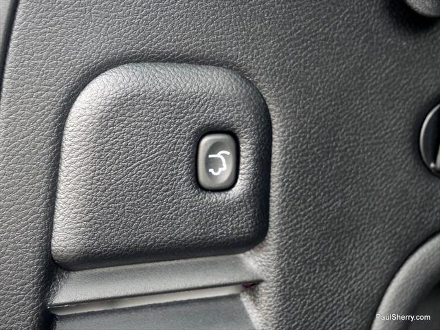 used 2021 Jeep Grand Cherokee car, priced at $27,997