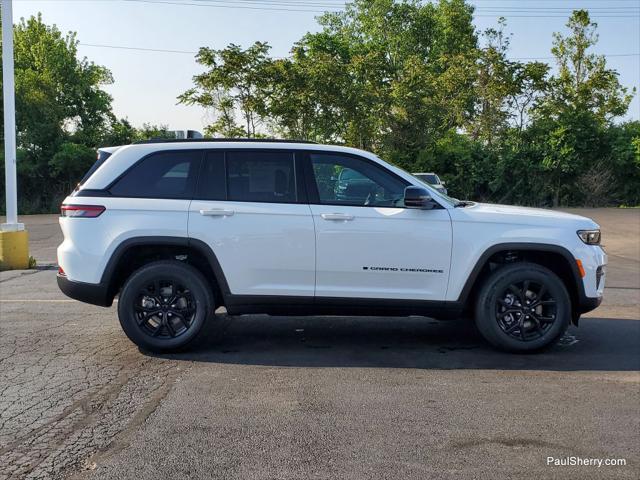 new 2025 Jeep Grand Cherokee car, priced at $42,995