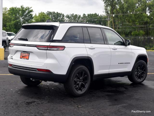 new 2025 Jeep Grand Cherokee car, priced at $42,995