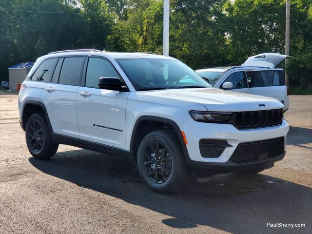 new 2025 Jeep Grand Cherokee car, priced at $42,995