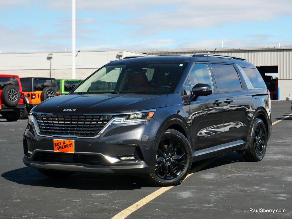 used 2023 Kia Carnival car, priced at $37,876