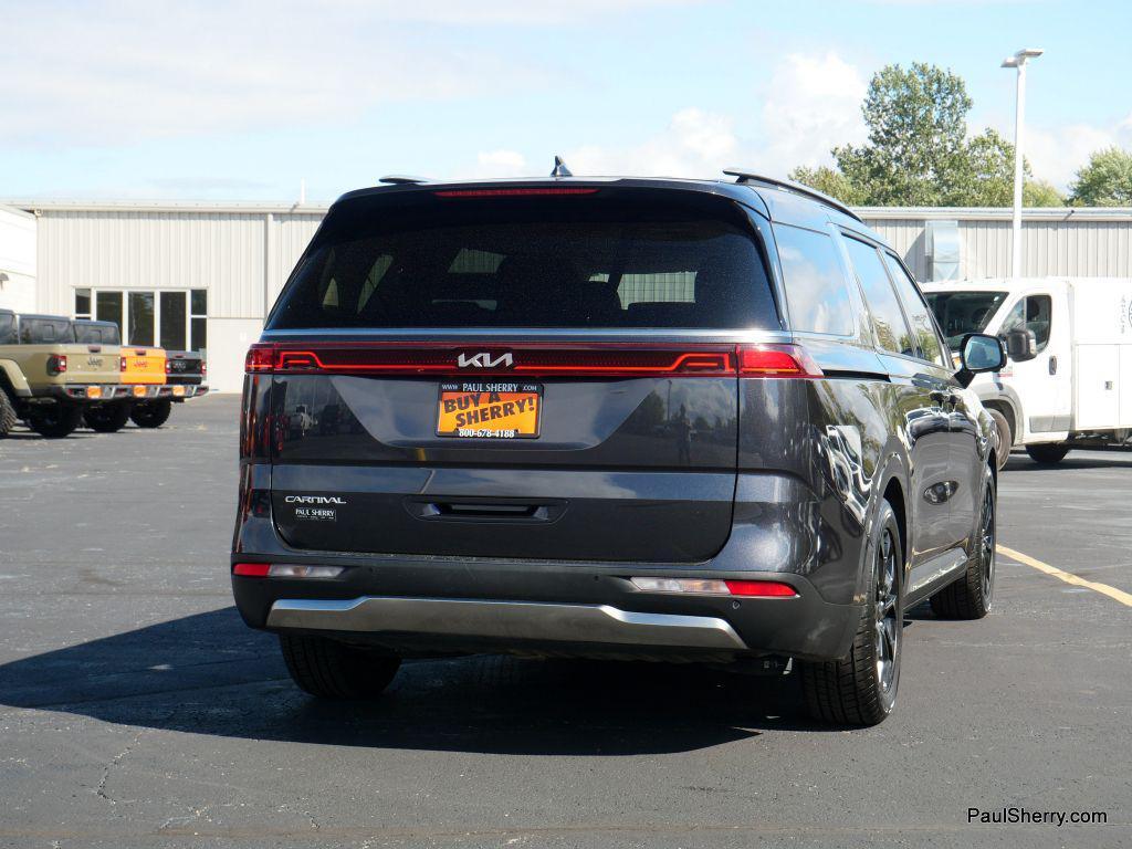 used 2023 Kia Carnival car, priced at $37,876