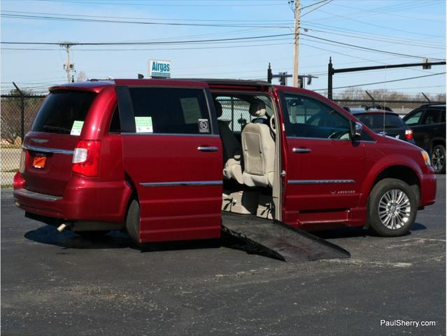 used 2016 Chrysler Town & Country car, priced at $35,995