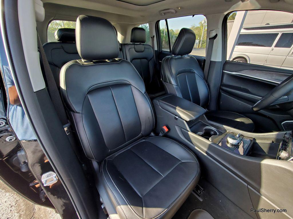 used 2024 Jeep Grand Cherokee car, priced at $39,395
