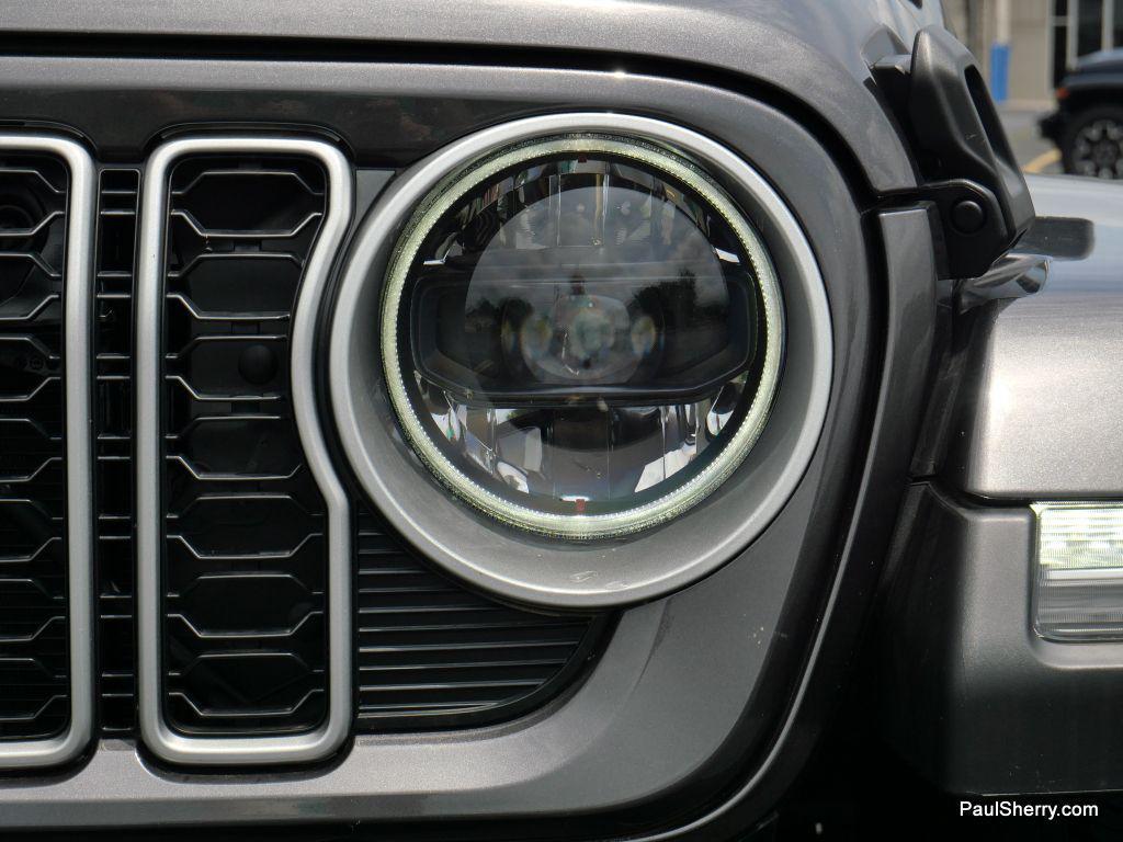 new 2025 Jeep Wrangler car, priced at $51,240