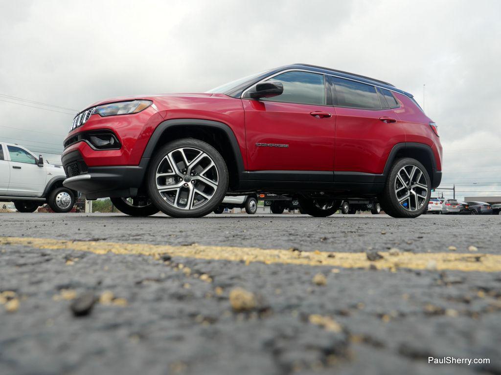 new 2025 Jeep Compass car, priced at $35,755