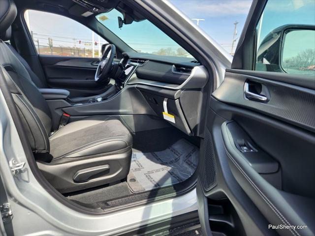 new 2025 Jeep Grand Cherokee L car, priced at $45,495