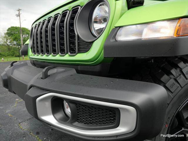 new 2025 Jeep Gladiator car, priced at $45,495