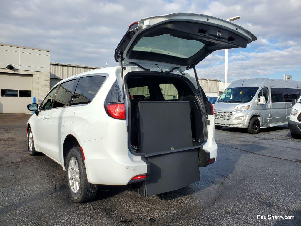 new 2026 Chrysler Voyager car, priced at $59,995