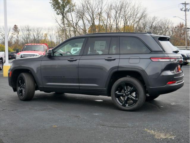 new 2024 Jeep Grand Cherokee car, priced at $48,995