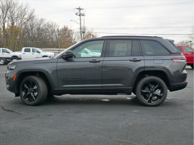 new 2024 Jeep Grand Cherokee car, priced at $48,995