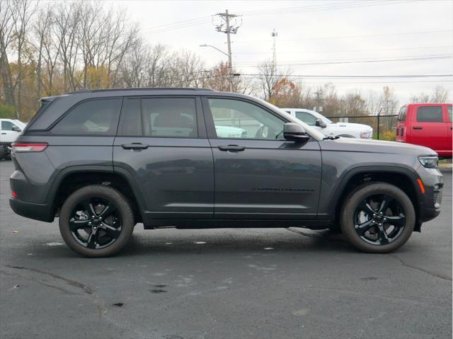 new 2024 Jeep Grand Cherokee car, priced at $48,995