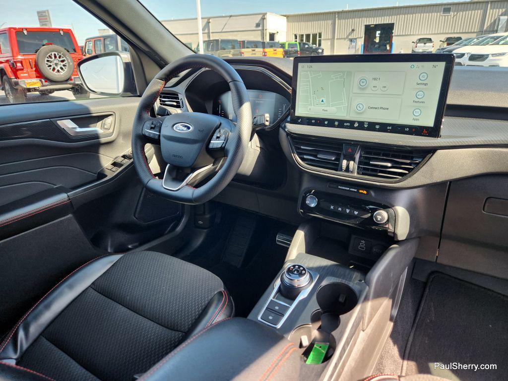 used 2024 Ford Escape car, priced at $24,887