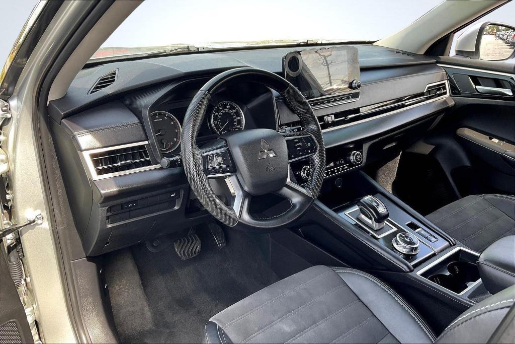 used 2023 Mitsubishi Outlander car, priced at $18,998