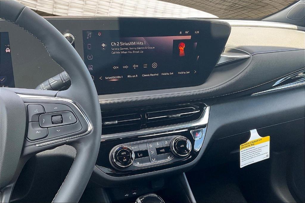 new 2025 Buick Envista car, priced at $29,030