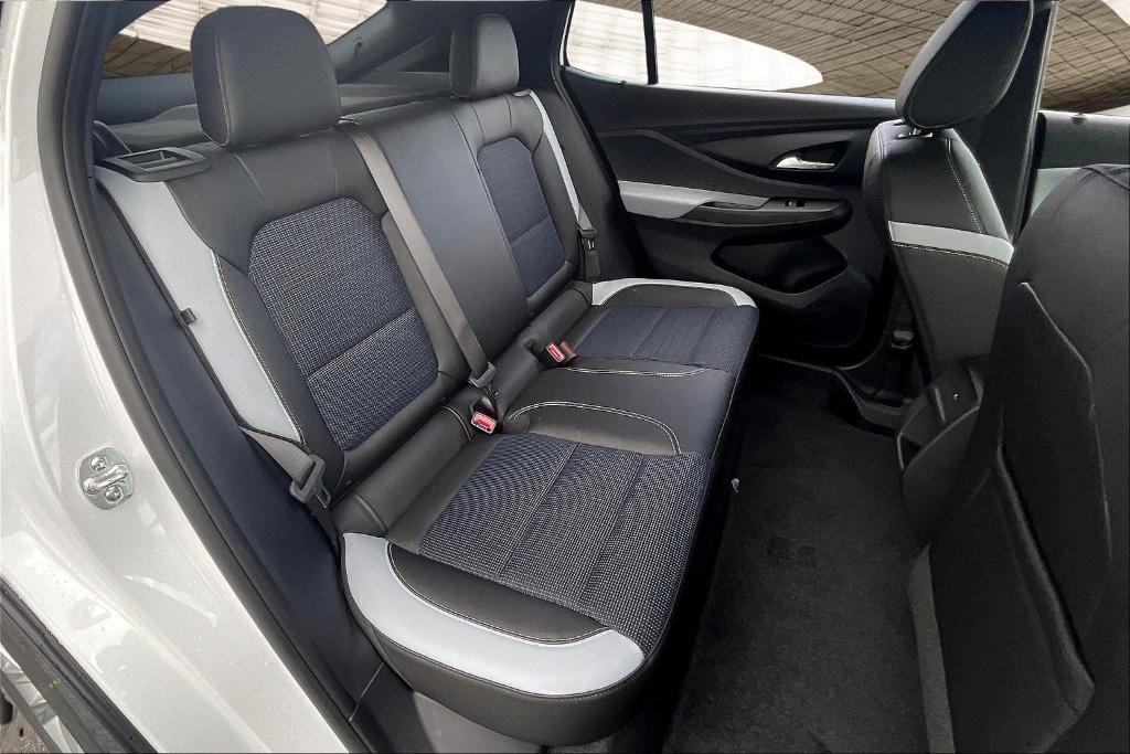 new 2025 Buick Envista car, priced at $24,854