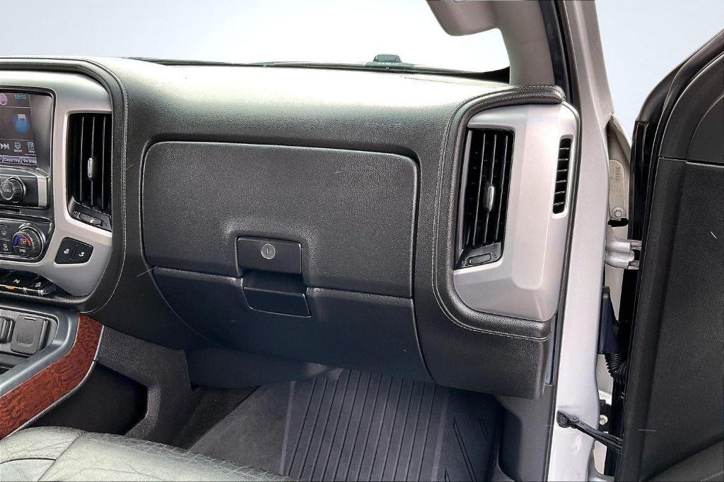 used 2017 GMC Sierra 1500 car, priced at $17,999