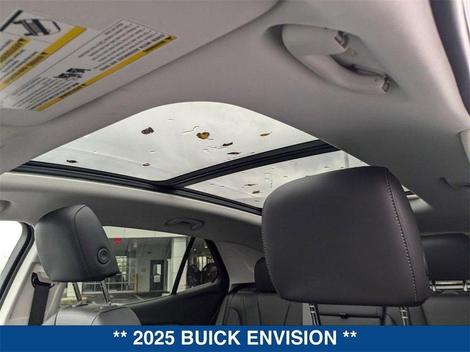 new 2025 Buick Envision car, priced at $39,476