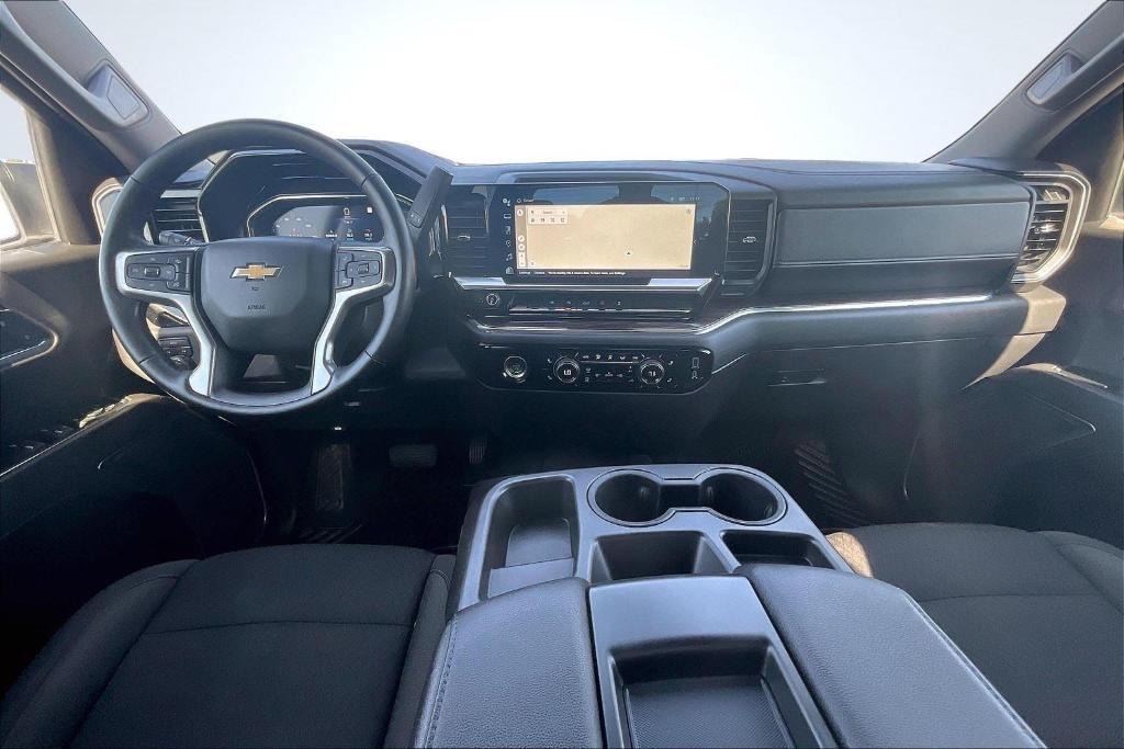 used 2022 Chevrolet Silverado 1500 car, priced at $30,999