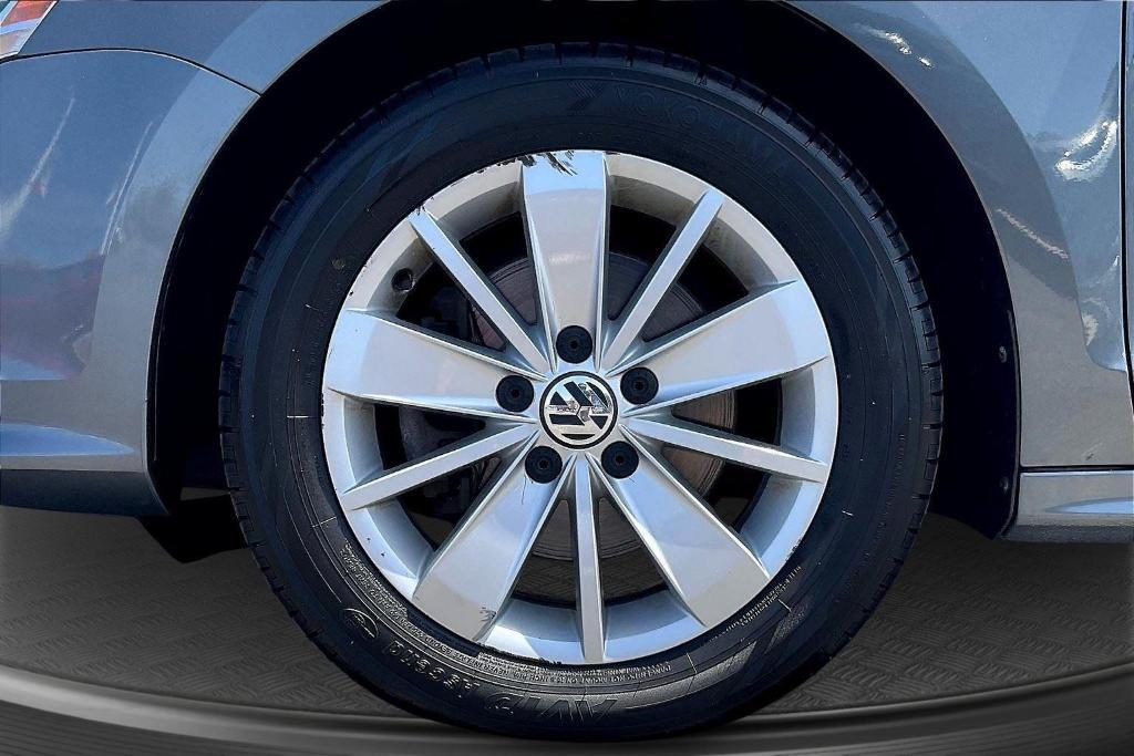 used 2016 Volkswagen Jetta car, priced at $9,995