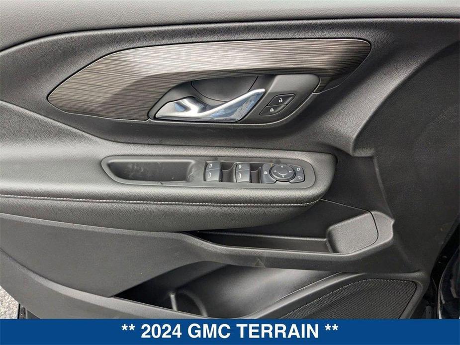 new 2024 GMC Terrain car, priced at $29,160