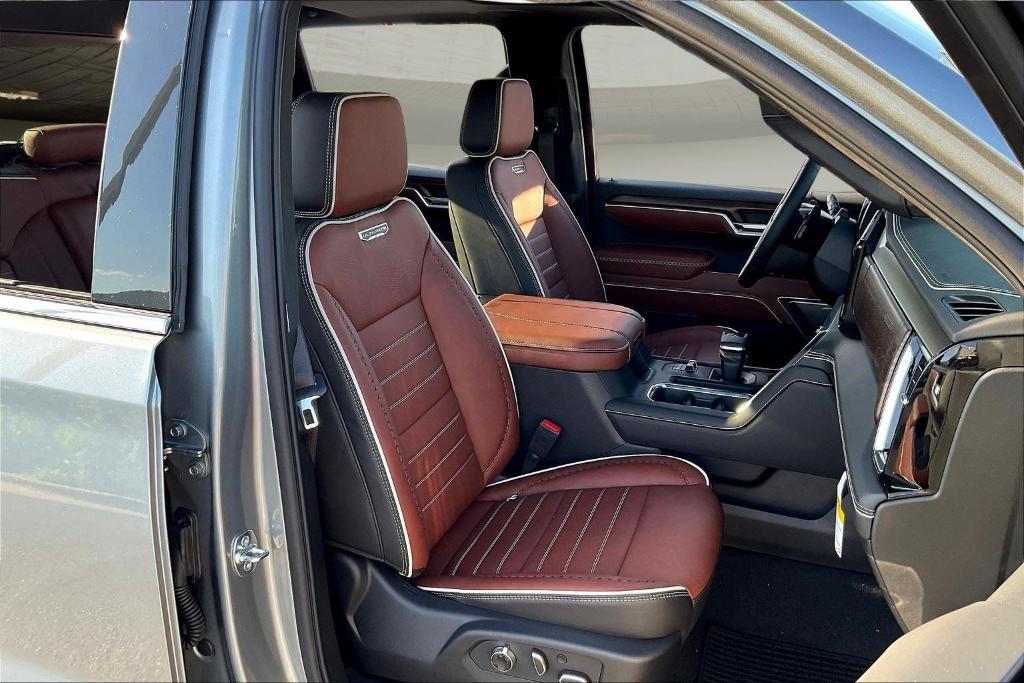 new 2025 GMC Sierra 1500 car, priced at $79,271