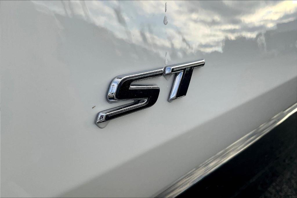 new 2026 Buick Encore GX car, priced at $28,412